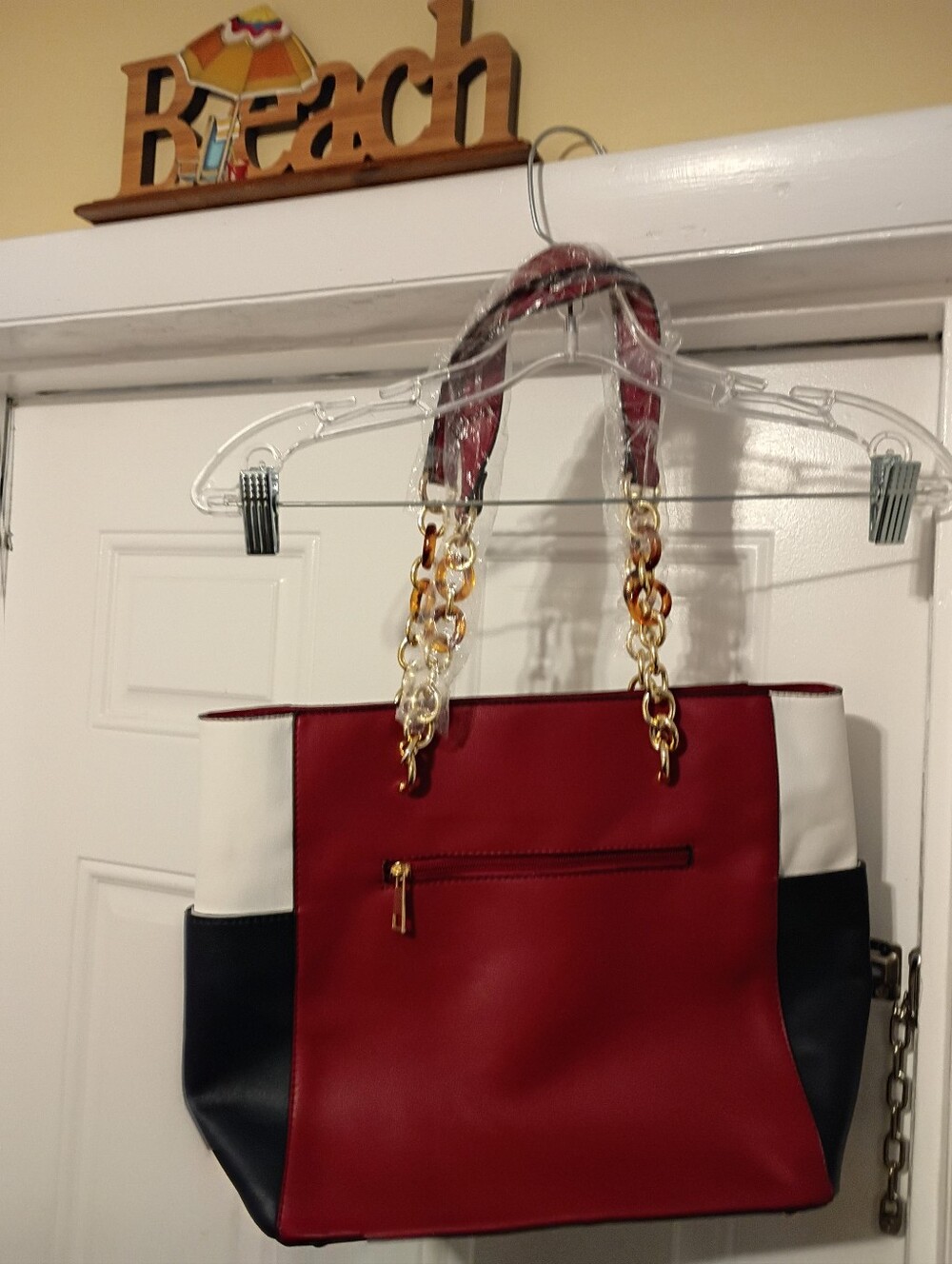 MFK COLLECTION🎁Women’s Red, White & Black Tote with Gold Chain Handles. 🆕